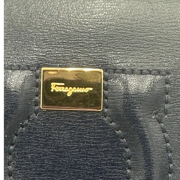 Salvatore Ferragamo Compact Wallet NIB - Picture 3 of 12